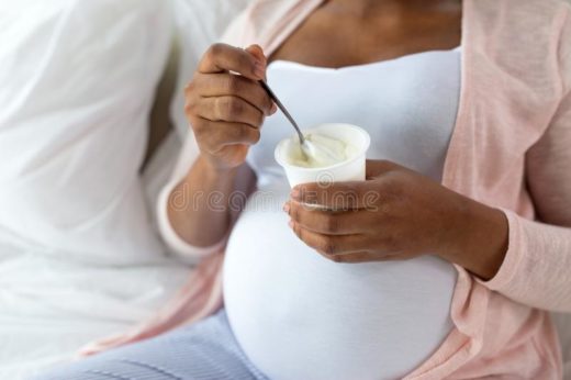 Yaourt et grossesse traitement naturel. Quel lait pour femme enceinte ?