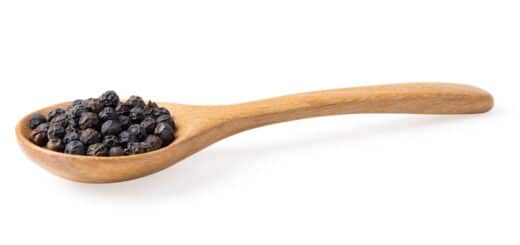 bienfaits de l'huile essentielle de poivre noir